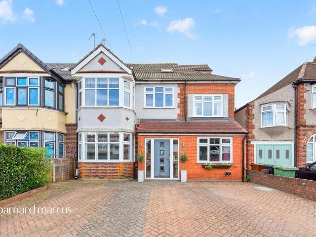 House for sale in West Ewell, Ewell