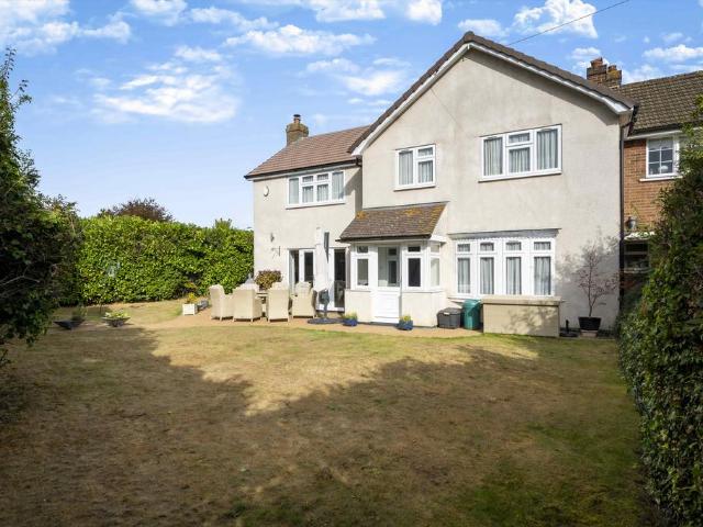 House for sale in Pot Kilns, Greater London