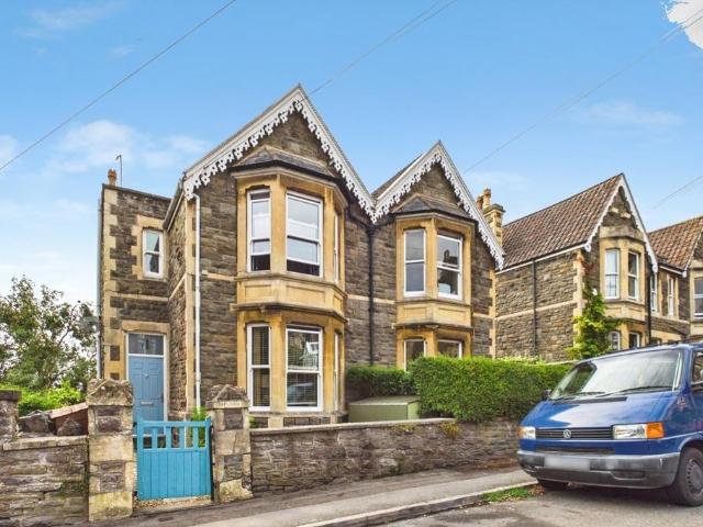 House for sale in Clevedon, North Somerset