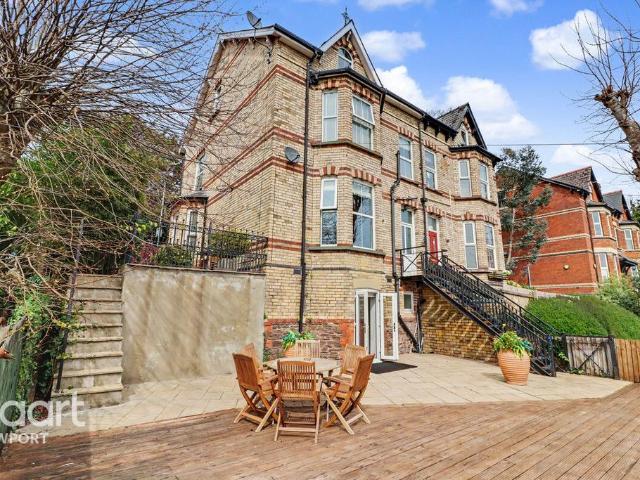 House for sale in Allt-yr-yn, Wales