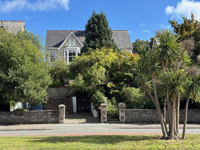 House for sale in Trelander, Penweathers