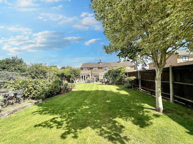 House for sale in Elstree and Borehamwood, Borehamwood