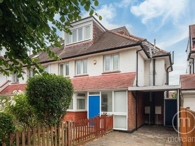 House for sale in Golders Green, Greater London