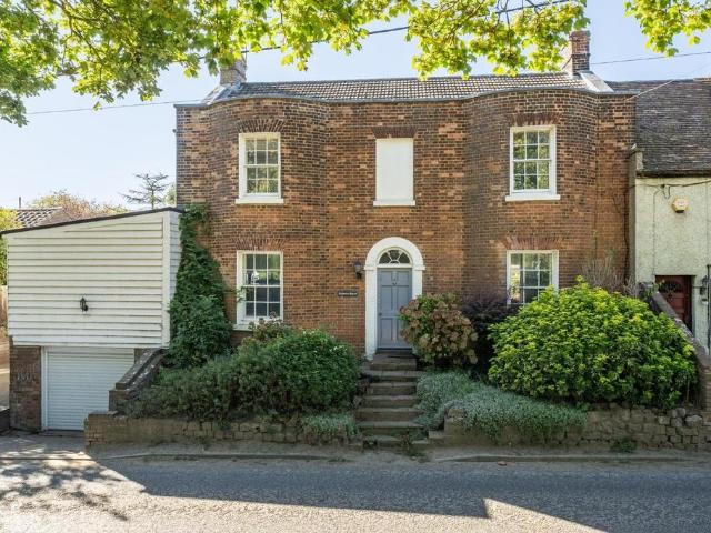 House for sale in Sutton Valence, Maidstone