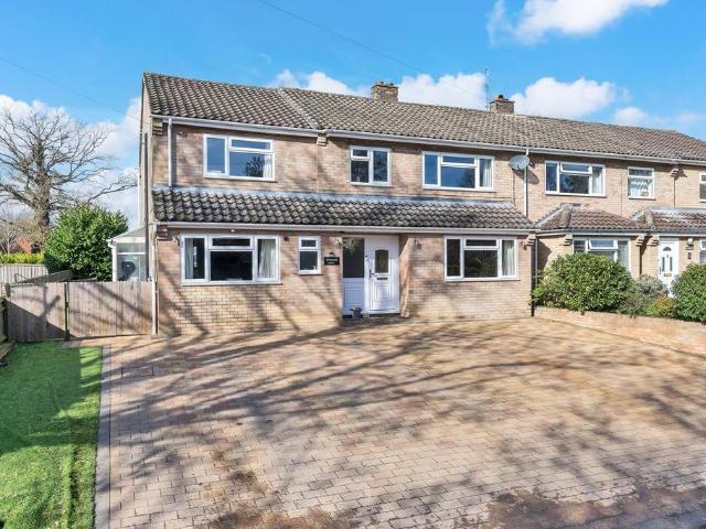 House for sale in King's Walden, Hertfordshire