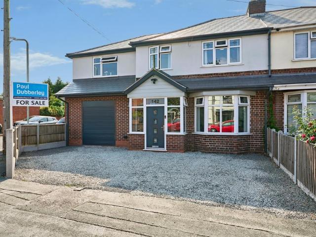 House for sale in Bilston, West Midlands