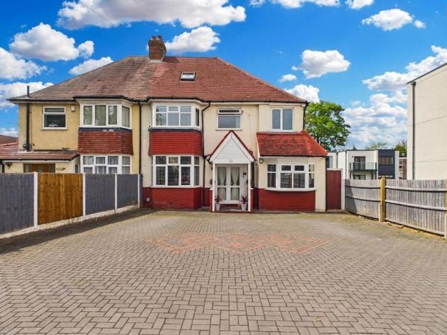House for sale in Hall Green, West Midlands
