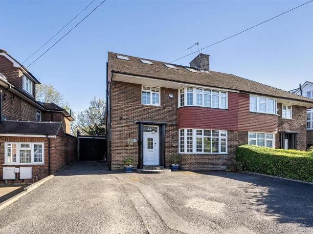 House for sale in Broadfields, Greater London