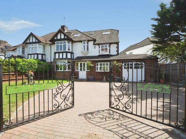 House for sale in London Borough of Bromley, Greater London