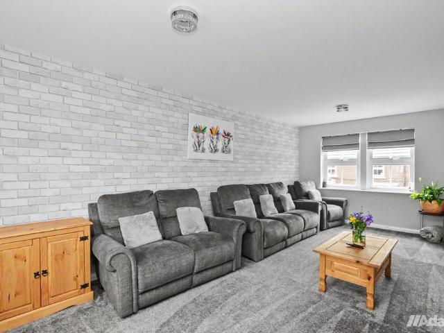House for sale in Sandymoor, Halton
