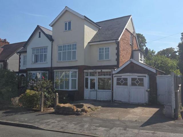 House for sale in Stirchley, West Midlands