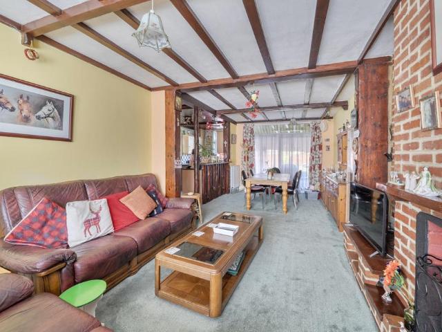 House for sale in Kingsbury, Greater London