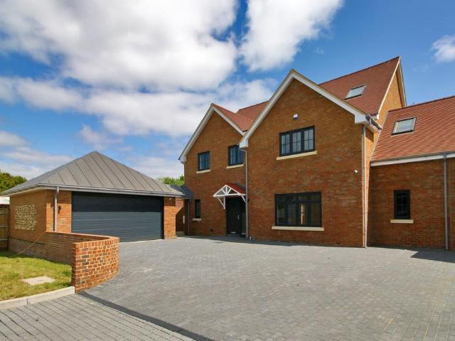 House for sale in Cross In Hand, East Sussex