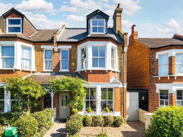House for sale in Penge, Greater London