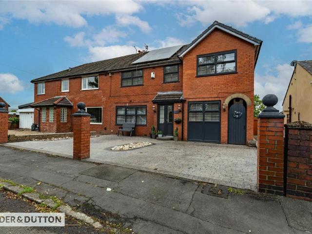 House for sale in Buckley, Burnedge