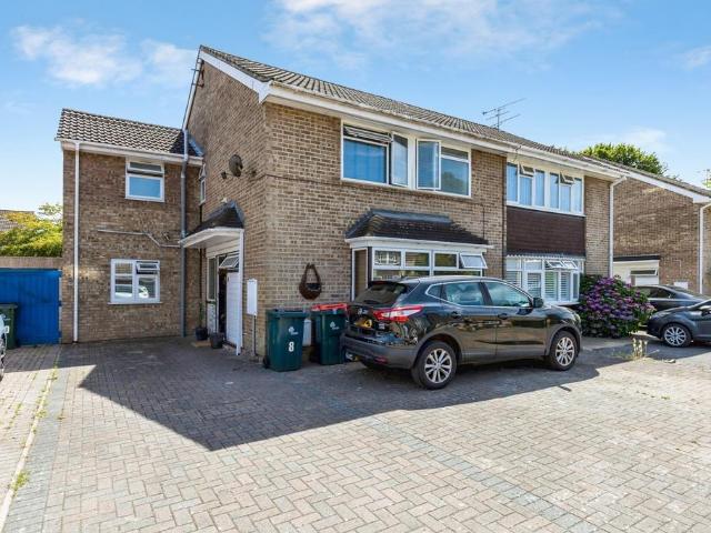 House for sale in Broadfield, Glynde