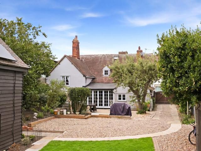 House for sale in Chelmondiston, Suffolk