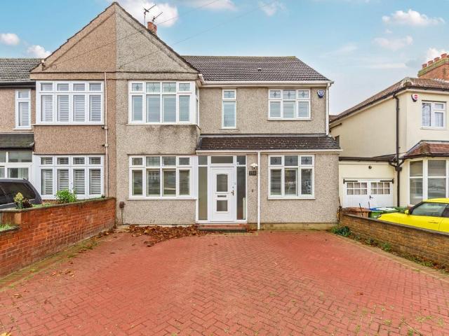 House for sale in Blackfen, Greater London