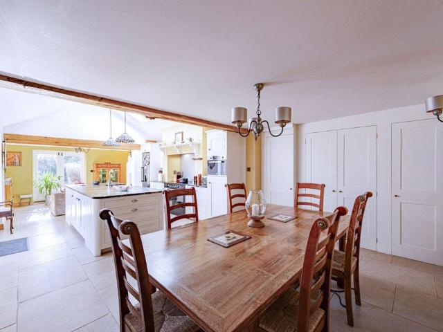 House for sale in Oad Street, Kent