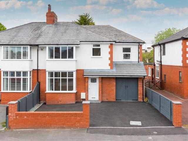 House for sale in Penwortham, Firbank