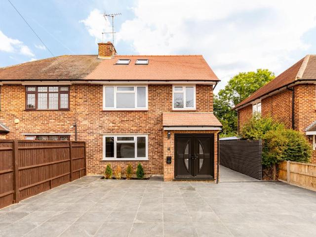 House for sale in Clewer Village, Windsor