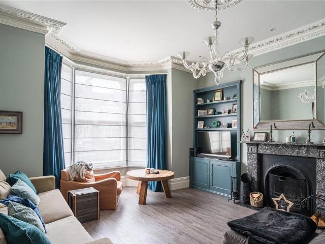 House for sale in Streatham, Greater London