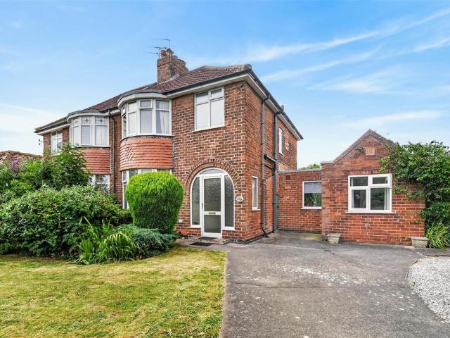 House for sale in High Field, York