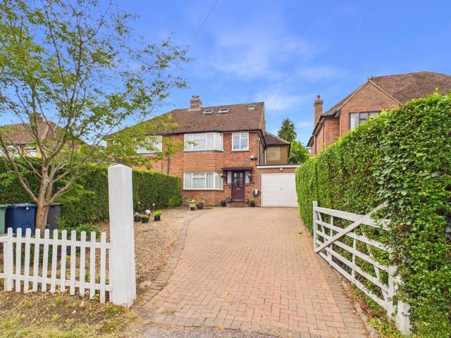 House for sale in Chesham, Asheridge