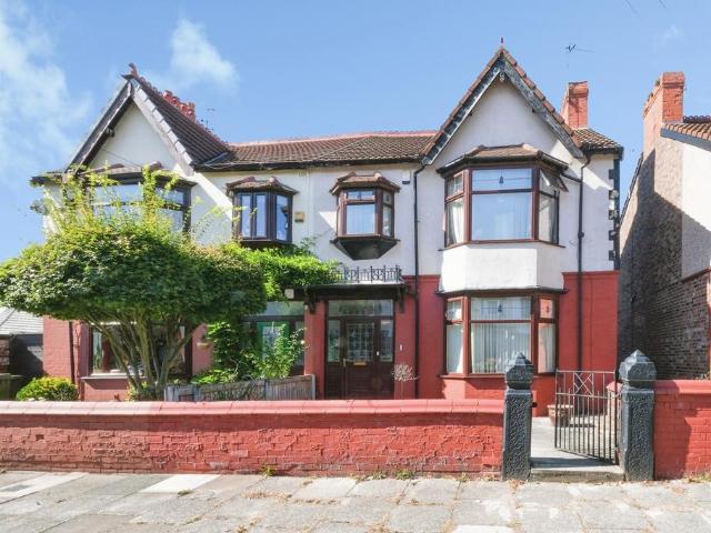 House for sale in Stoneycroft, Liverpool