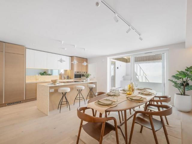 House for sale in London Borough of Merton, Raynes Park