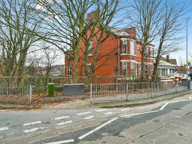 House for sale in Ditton, Widnes