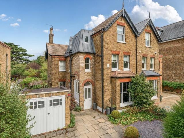 House for sale in Chislehurst, Greater London