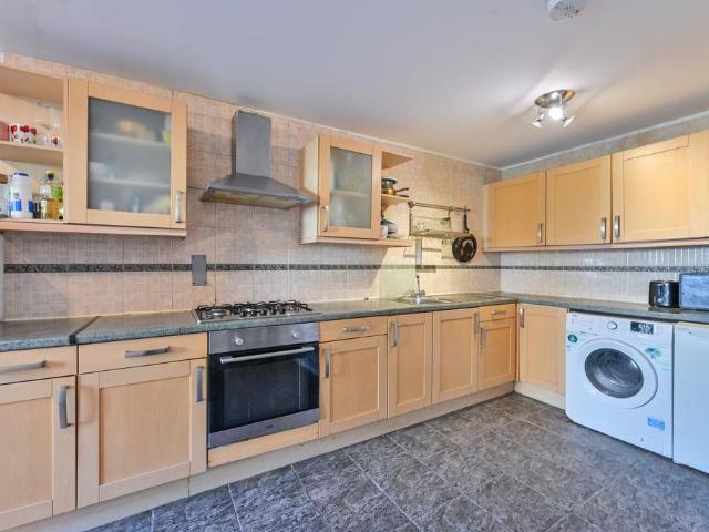 House for sale in Stockwell, Greater London