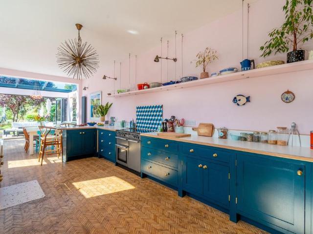 House for sale in Chilton, Acol