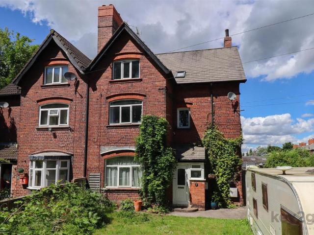 House for sale in Elmton, East Midlands