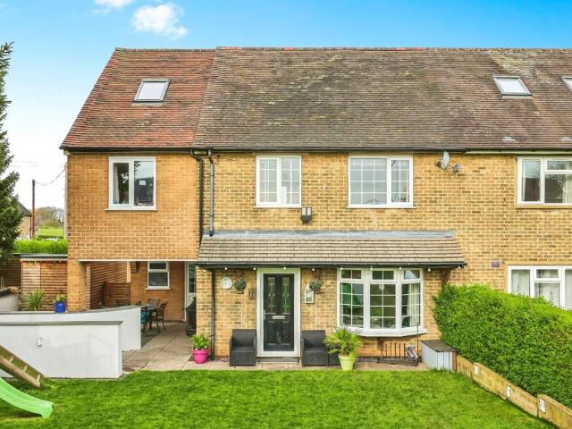House for sale in Stanley and Stanley Common, Caldermill
