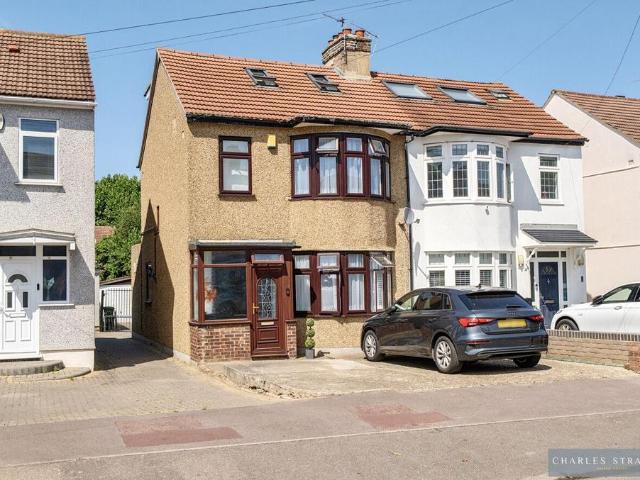 House for sale in Greater London