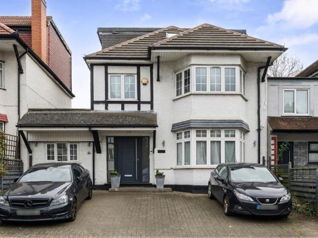 House for sale in Hendon Central, The Hyde