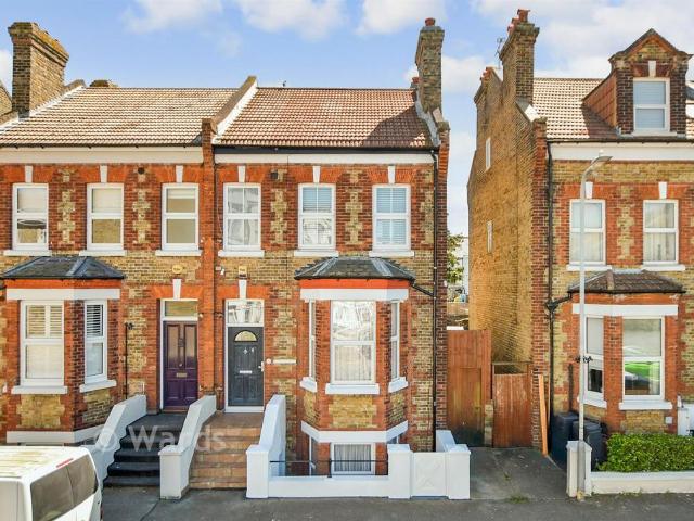 House for sale in Cliftonville West, Acol