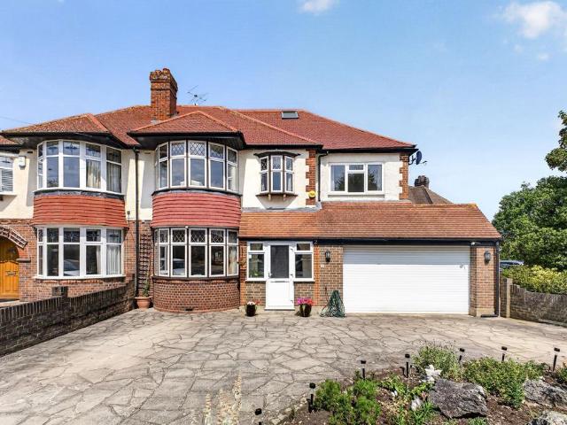House for sale in Old Malden, Greater London