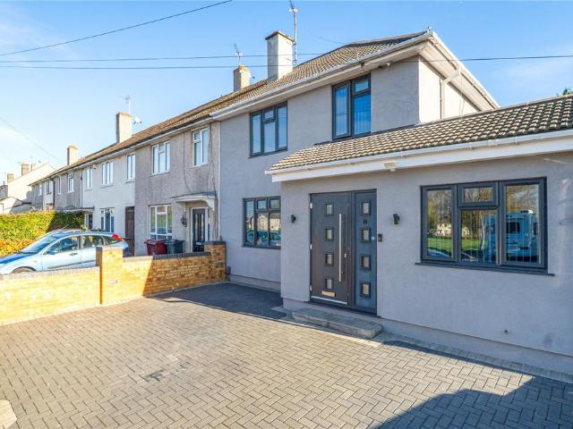 House for sale in Whitley Wood, Reading