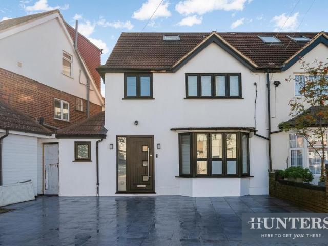 House for sale in London Borough of Hounslow, Greater London