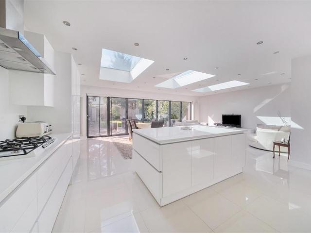 House for sale in Sudbury, Greater London