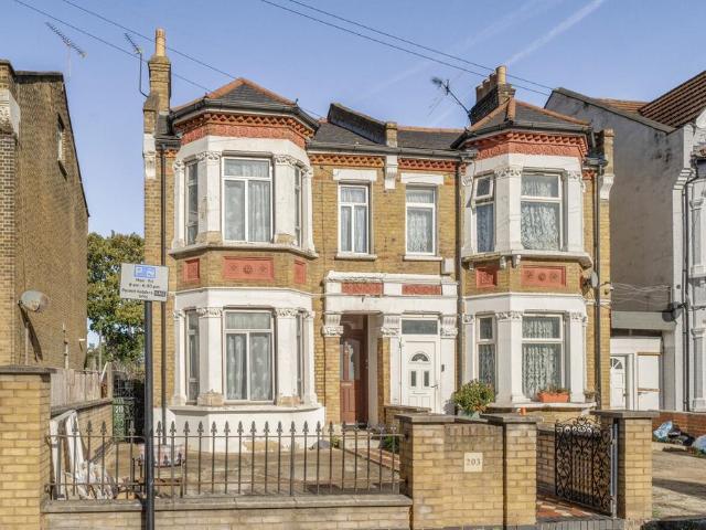 House for sale in London Borough of Newham, Greater London