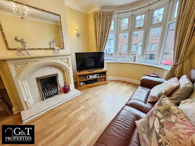 House for sale in Pensnett, West Midlands