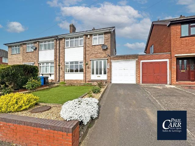 House for sale in Landywood, Great Chatwell