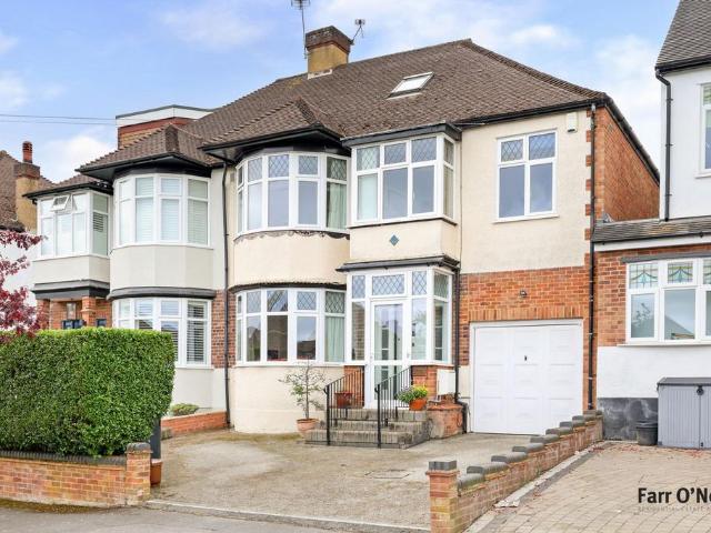 House for sale in Debden Green, Epping