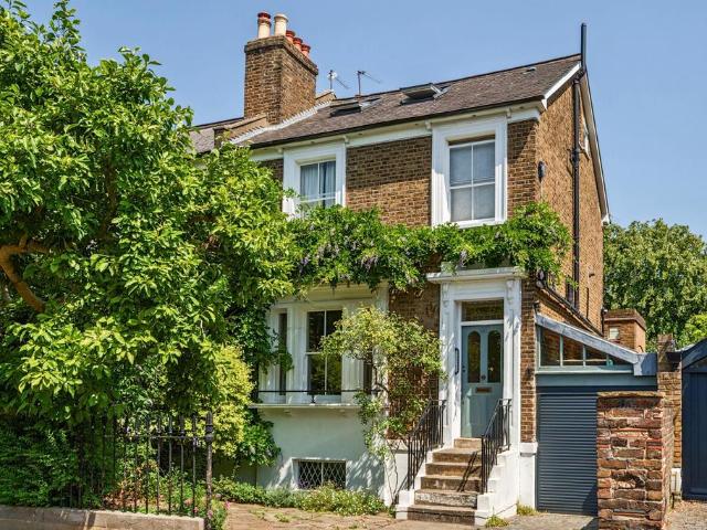 House for sale in Putney, Greater London