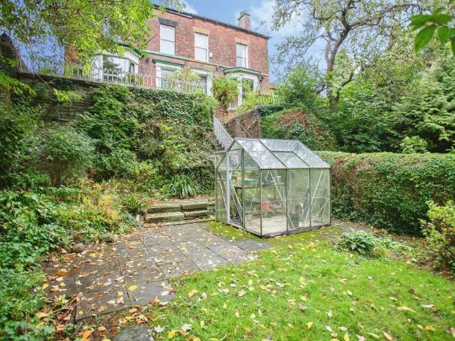 House for sale in Osgathorpe, Sheffield