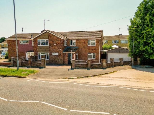 House for sale in Coppice, Aylesbury